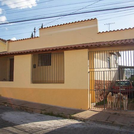Casa Do Jua Bed & Breakfast Lavras Exterior photo